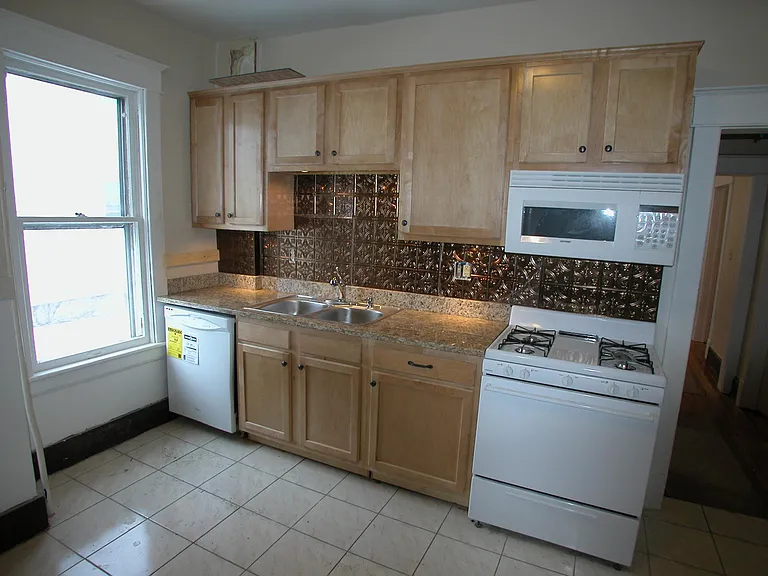 522 Morris St #6BR — Photo 8
