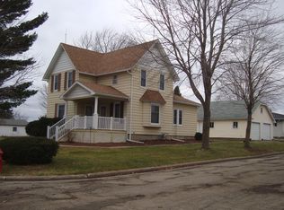 1430 3rd St, Fennimore, WI 53809