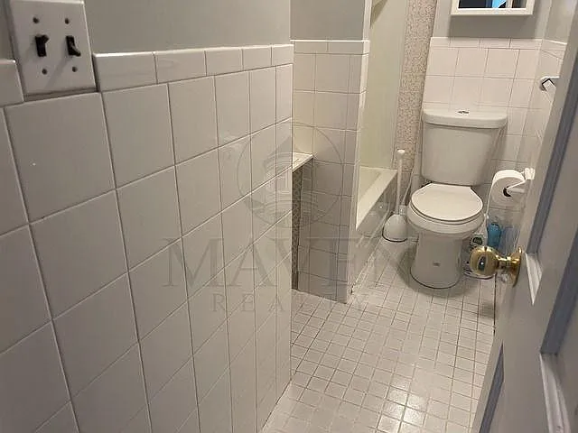 44 Pearson Ave #2 — Photo 8