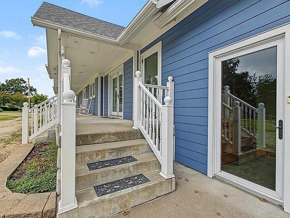 4th image of 2300 Casement Rd