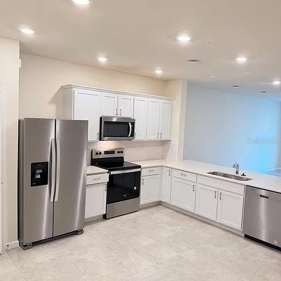 2817 Bright Bird Ln — Photo 3
