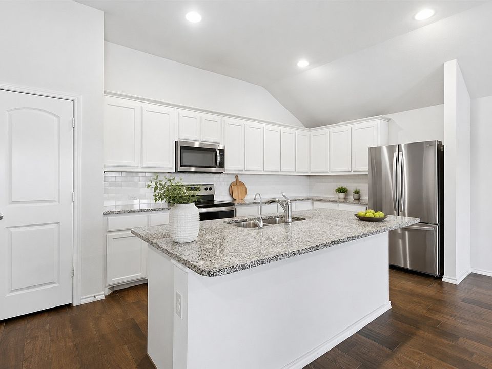 1st image of 1016 Eastland Ln