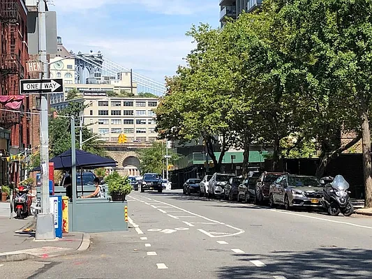 Rented by Friedman Roth Realty | media 21