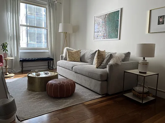 Rented by Piere Michel | media 4