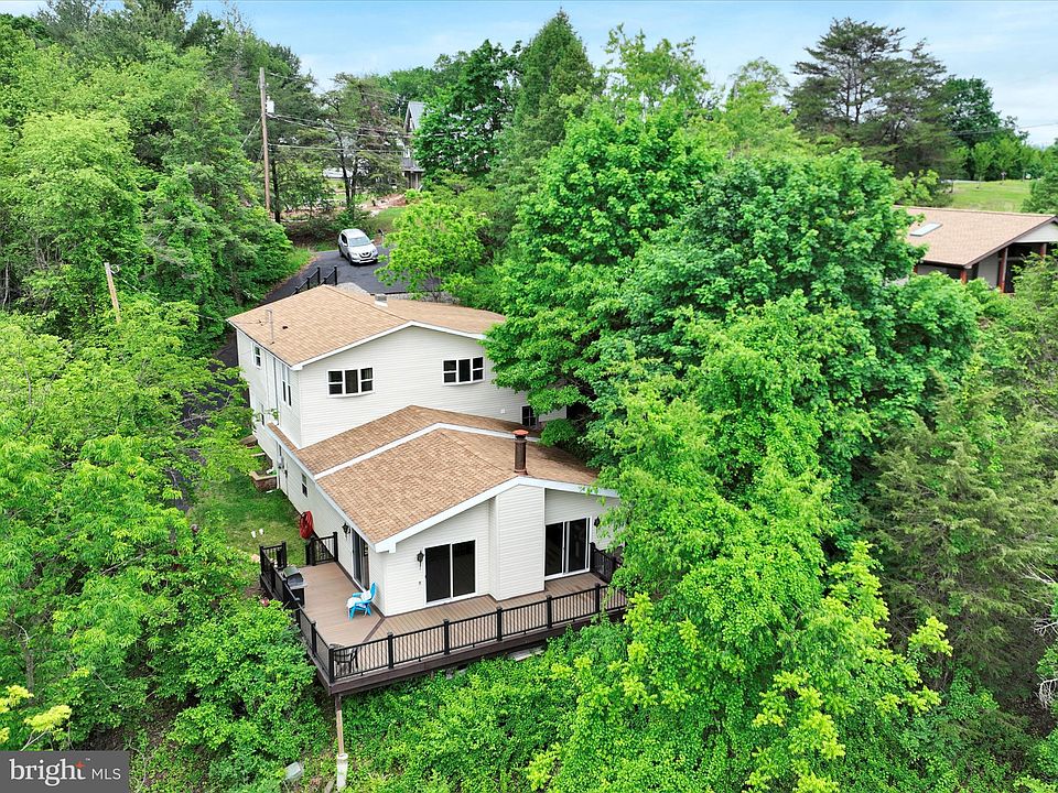 1st image of 913 Wynonah Dr