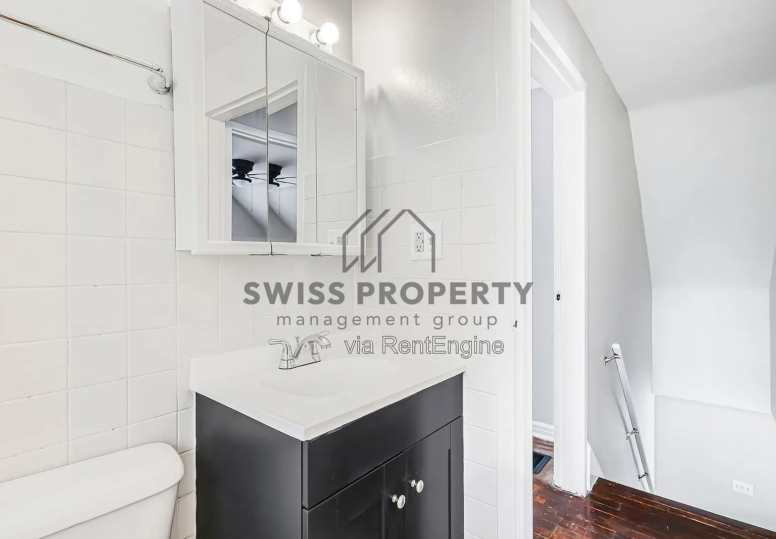 3 bed, 2.0 bath, 1300 sqft, $1,750 — Photo 3