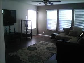 4th image of 200 Karrie Dr