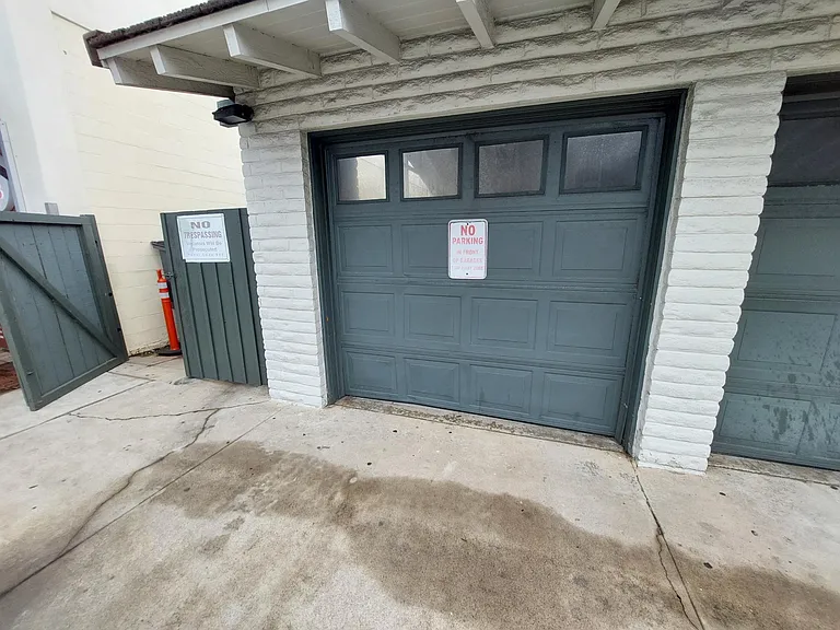 3080 Lincoln St — Photo 12
