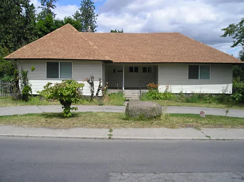 409 E 29th Ave Photo 1