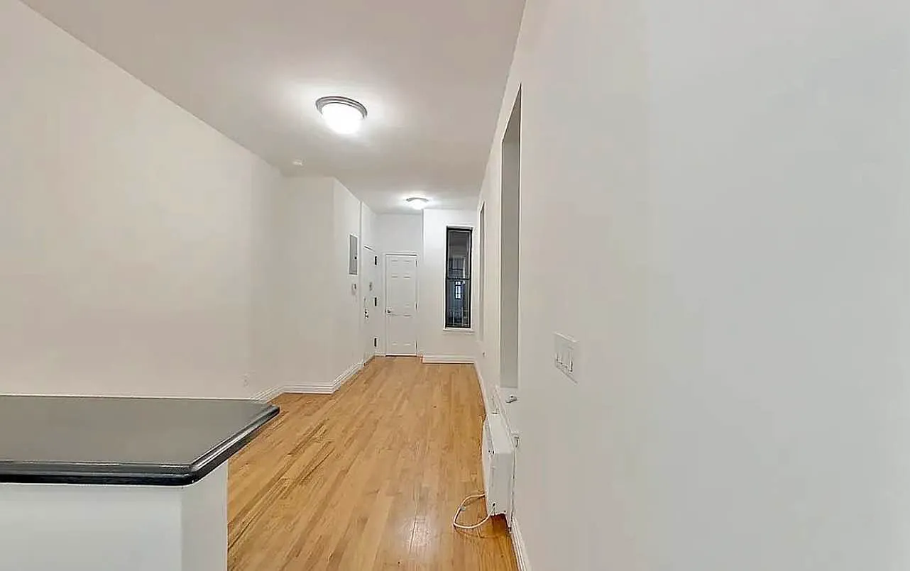 417 3rd Avenue — Photo 2