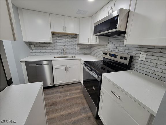 2nd image of 1651 Mentor Ave APT 3005