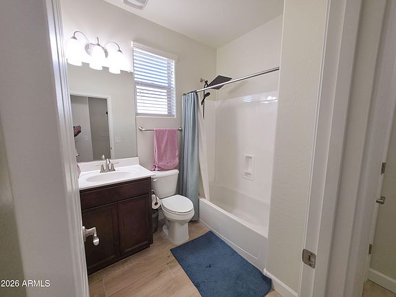 4th image of 4049 S 185th Avenue