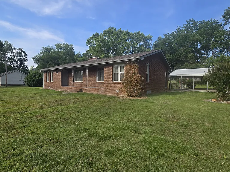 2126 Nunley St — Photo 1