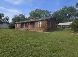 2126 Nunley St, Greenbrier, TN 37073