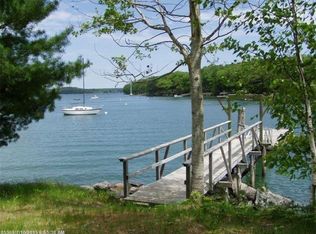 52 Townsend Ln, Boothbay, ME 04537