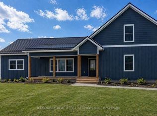 2206 Sands Rd, South Frontenac, ON K0H1H0
