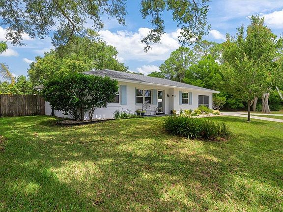 5th image of 449 Domenico Cir