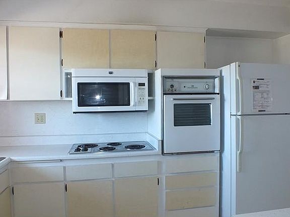 4th image of 1714 N Pebble Beach Blvd