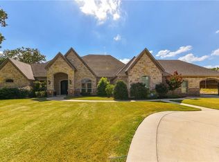 4511 Stonewood Cir, Midlothian, TX 76065