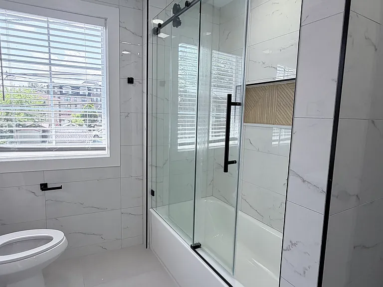 8 Essex St #2 — Photo 10