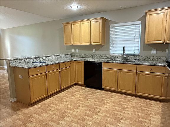 4th image of 6321 S RICHARD AVENUE