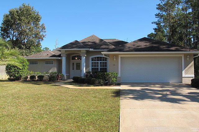 1st image of 30 Woodlawn Dr