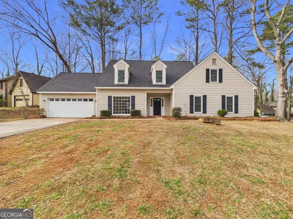 1400 Fieldgreen Overlook, Stone Mountain, GA 30088