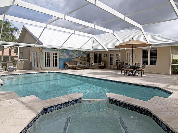 Beautiful Pool Patio Area