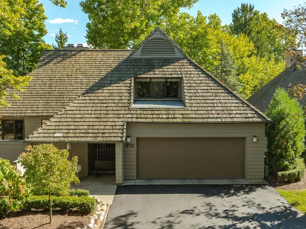 973 Bloomfield Woods, Bloomfield Hills, MI 48304