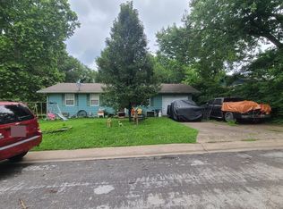 717 Gary Ct, Neosho, MO 64850