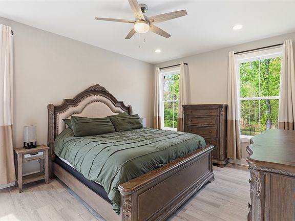 5th image of 317 N Palmetto St