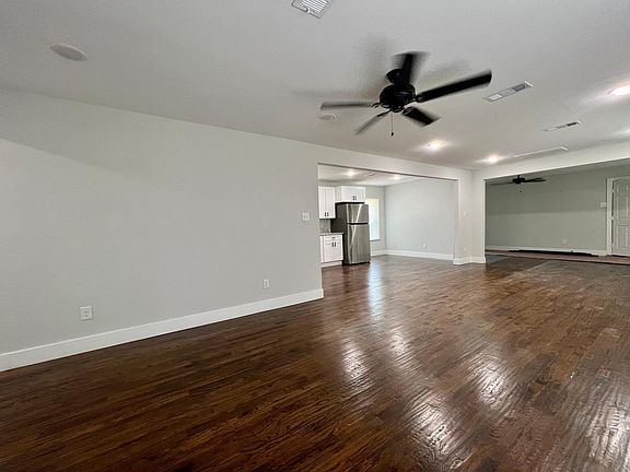 5th image of 2969 Etta Dr
