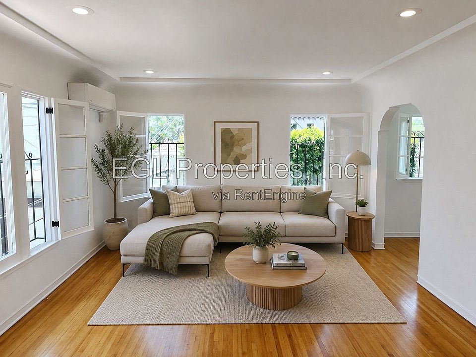 1st image of 1016 1/2 S Crescent Heights Blvd