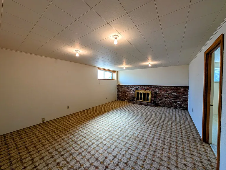 1616 Jefferson St — Photo 25