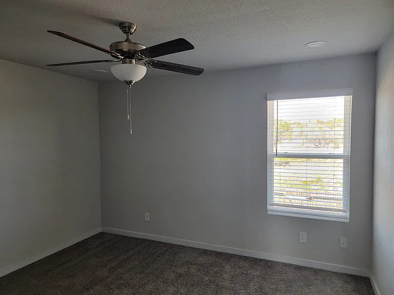 412 Abigail Aly — Photo 9