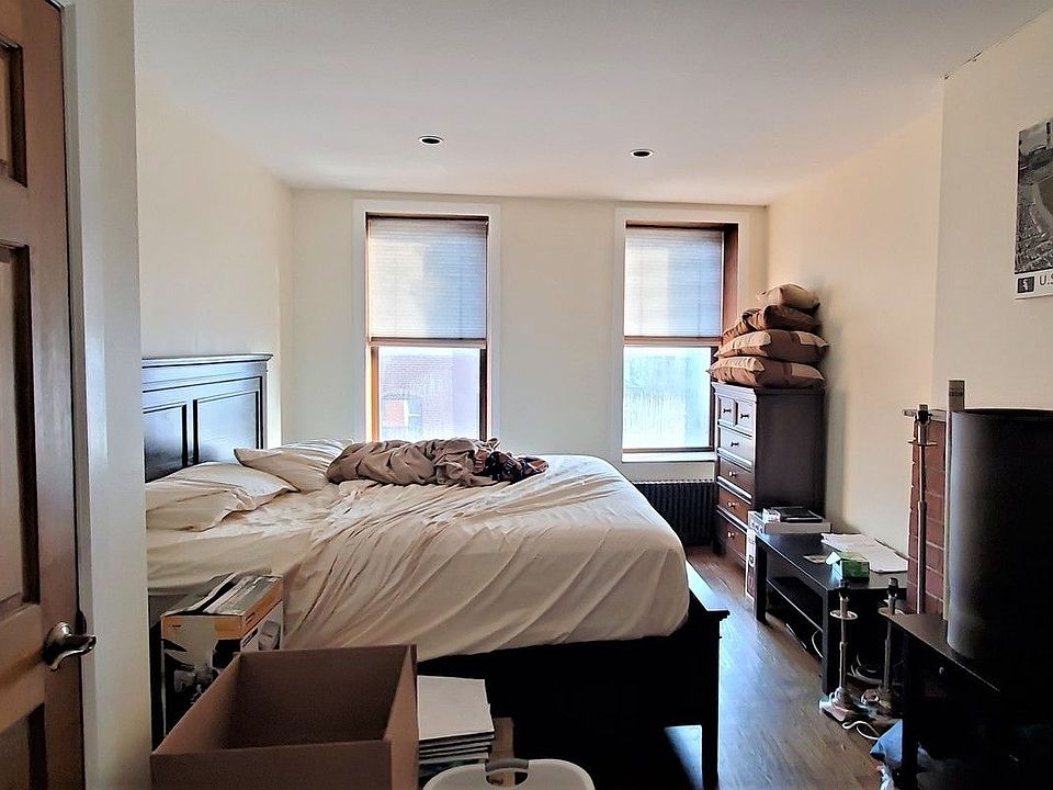 1st image of 95 N 1st St #5