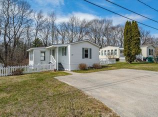 27 3rd St, Mont Vernon, NH 03057