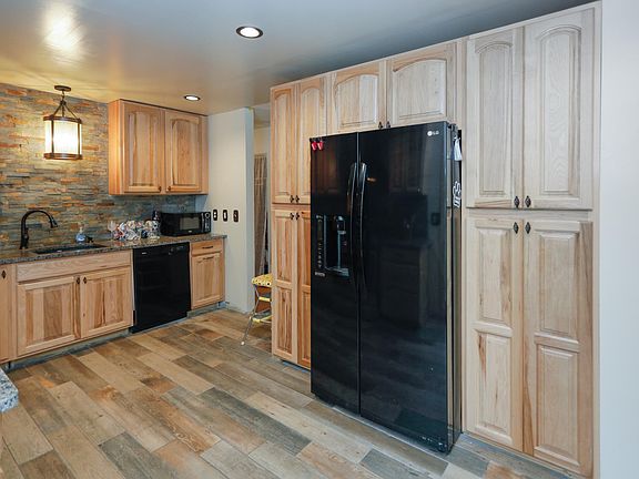 815 S Constantine-108