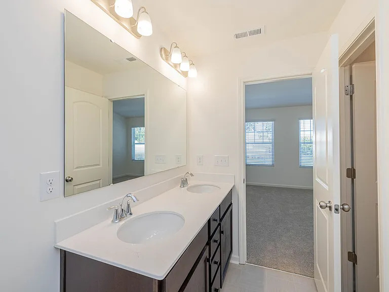 1005 Pine St #D — Photo 11