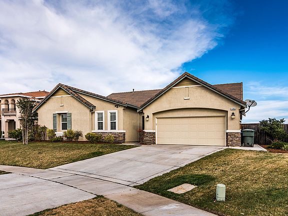 4th image of 1283 Jewelflower St