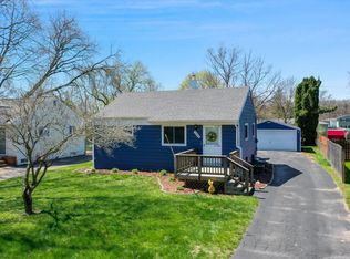 5099 Drayton Rd, Clarkston, MI 48346