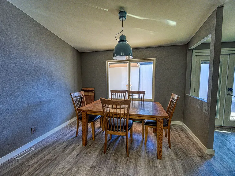 5581 Wheatfield Dr — Photo 12