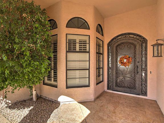 3rd image of 1940 E La Vieve Ln