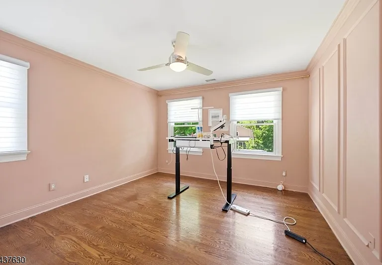 100 Kimball Ave — Photo 28