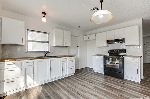 5514 Ghost Hawk St Photo 1