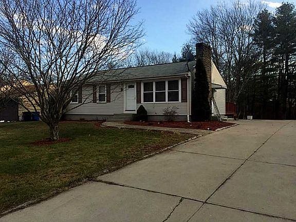 3rd image of 70 Orchard Dr