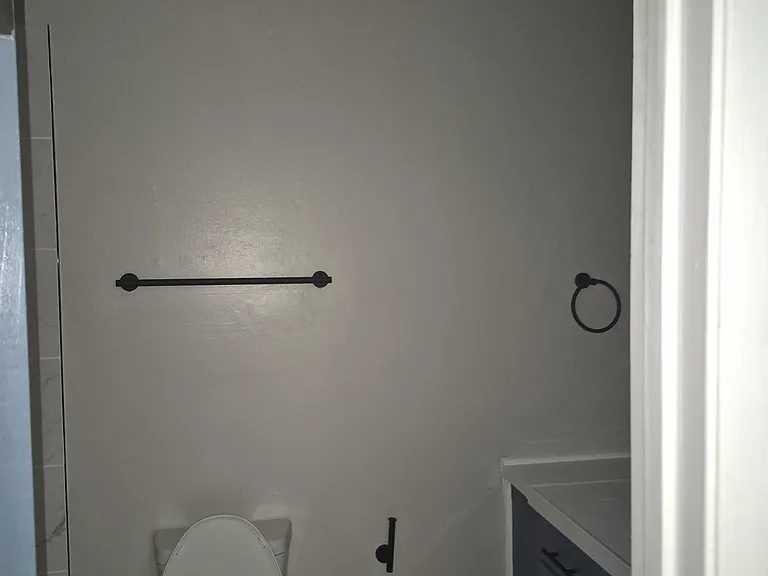 2810 S Poplar St #8 — Photo 15