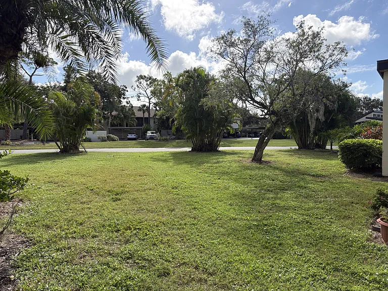 634 White Pine Tree Rd — Photo 21