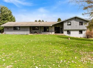 5915 Thomas Rd, Oxford, MI 48371