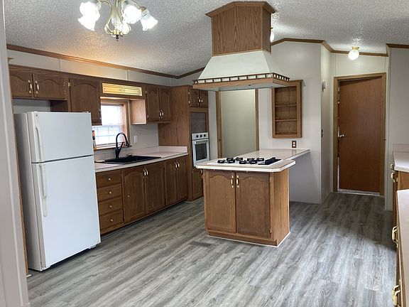 5th image of 887 S Oak Brook Pl